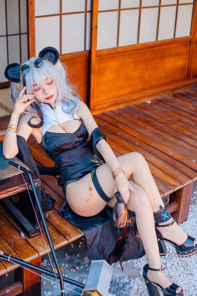 cos：明日方舟 食铁兽 “好！是时候大显身手了！”